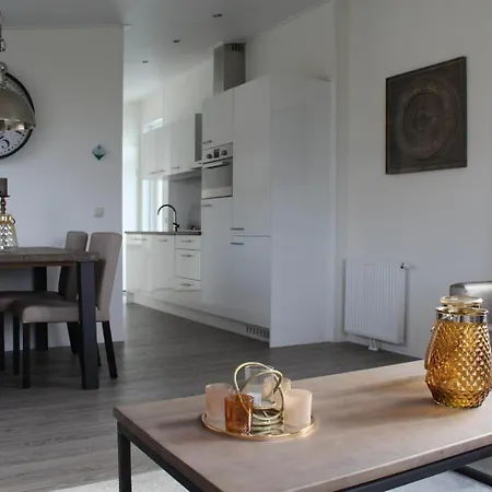 Biebosch - Garden House אתר נופש Bemelen